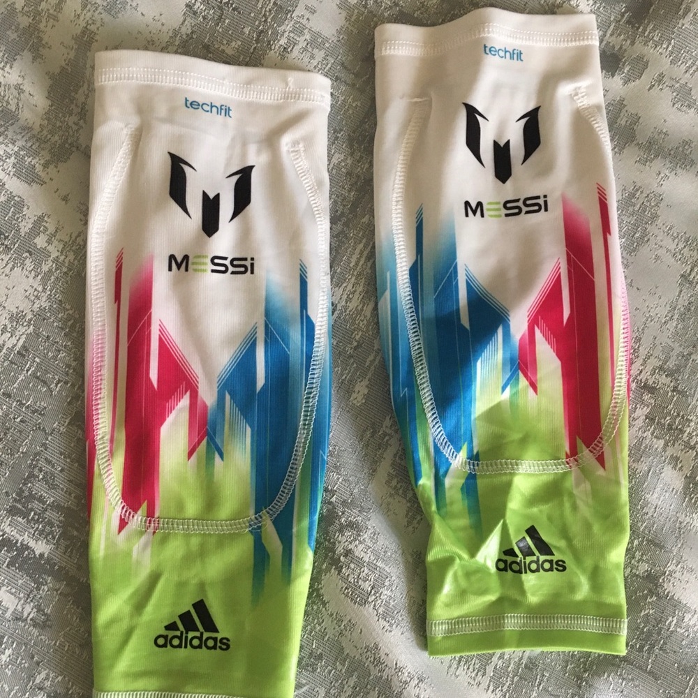 Universal shin guard sleeves